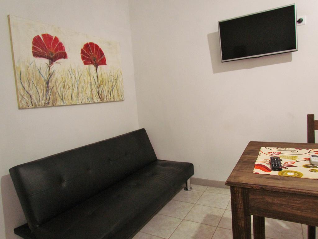 Peatonal Colonial Apartment Mendoza Bagian luar foto